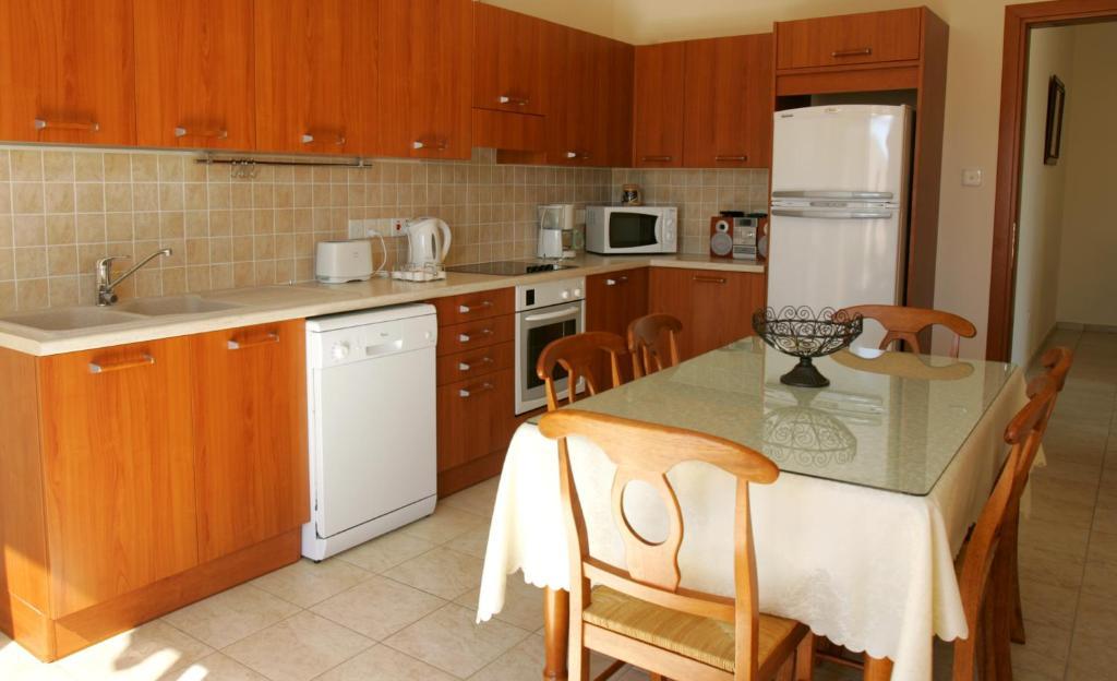 Eve Pissouri Xιnisteri Villa Zimmer foto